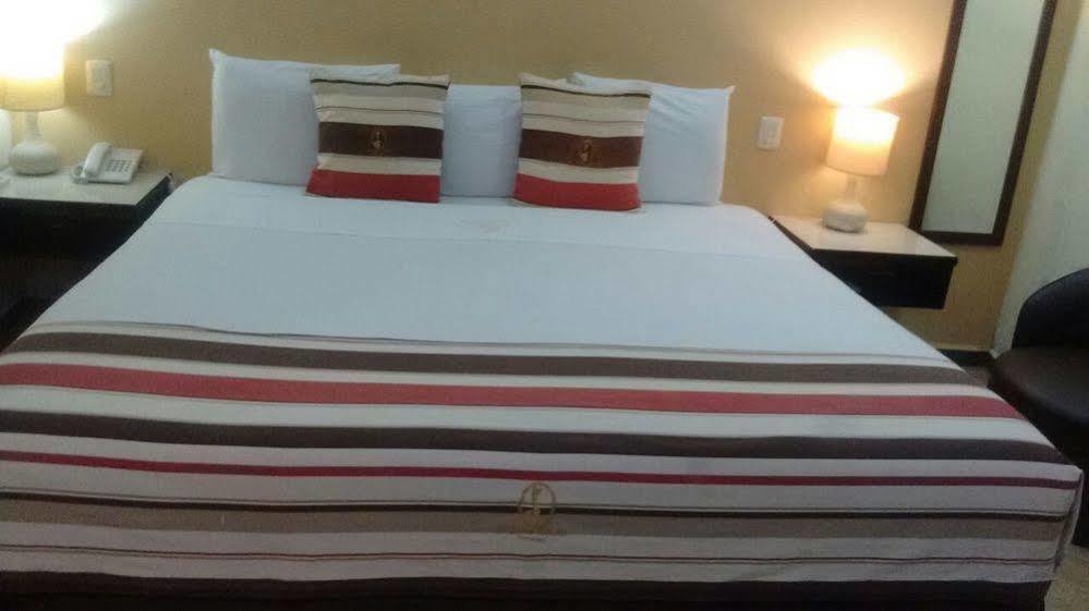 Madero Suites Coatzacoalcos Eksteriør bilde